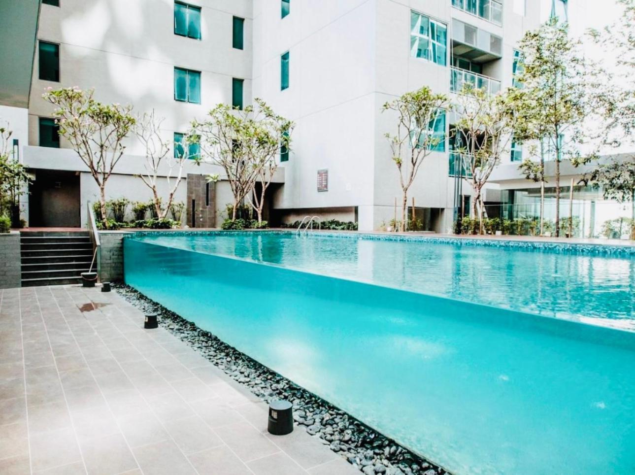 Summer And Klcc Aparthotel