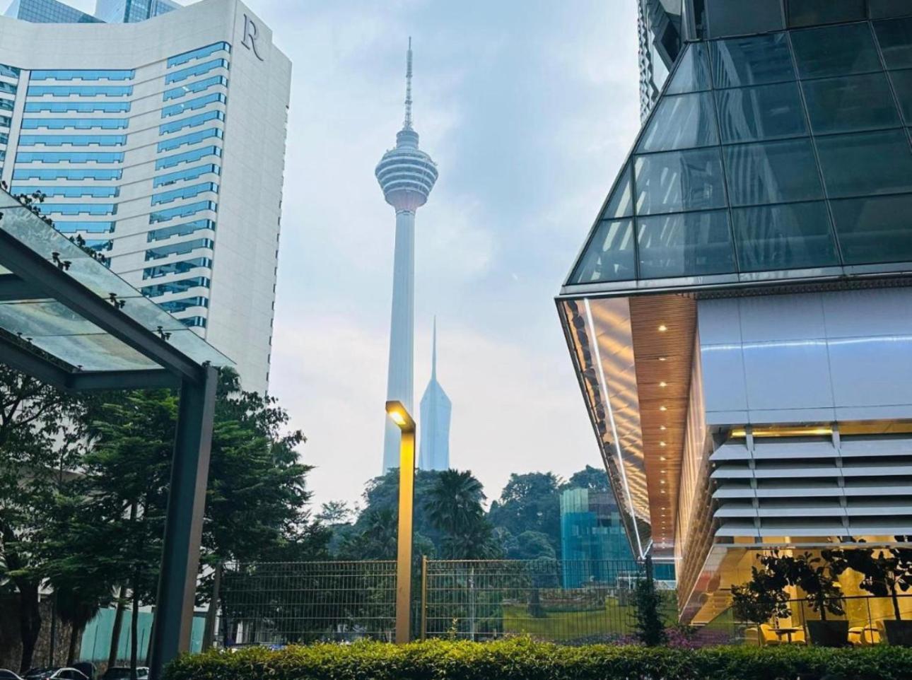 Summer And Klcc Aparthotel